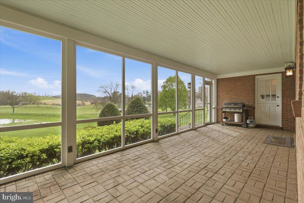 Image 16 of property listing at 6501 GREEN VALLEY RD, New Market, MD 21774
