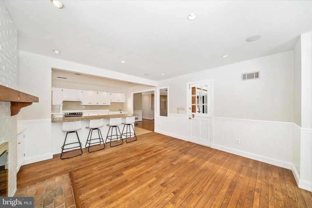 Image 25 of property listing at 6501 GREEN VALLEY RD, New Market, MD 21774