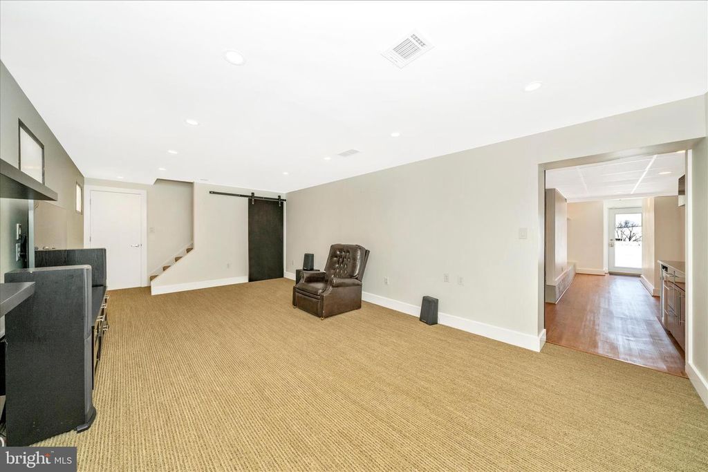 Image 46 of property listing at 6501 GREEN VALLEY RD, New Market, MD 21774