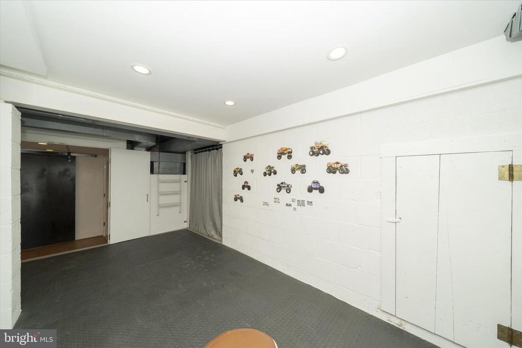 Image 49 of property listing at 6501 GREEN VALLEY RD, New Market, MD 21774