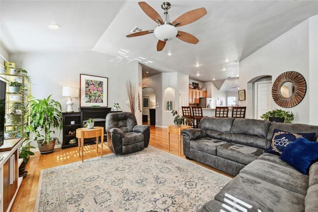 932 Great Sand Dunes Ave, Pflugerville, TX 78660