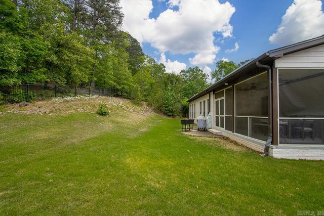 13808 Foxfield Lane, Little Rock, AR 72211