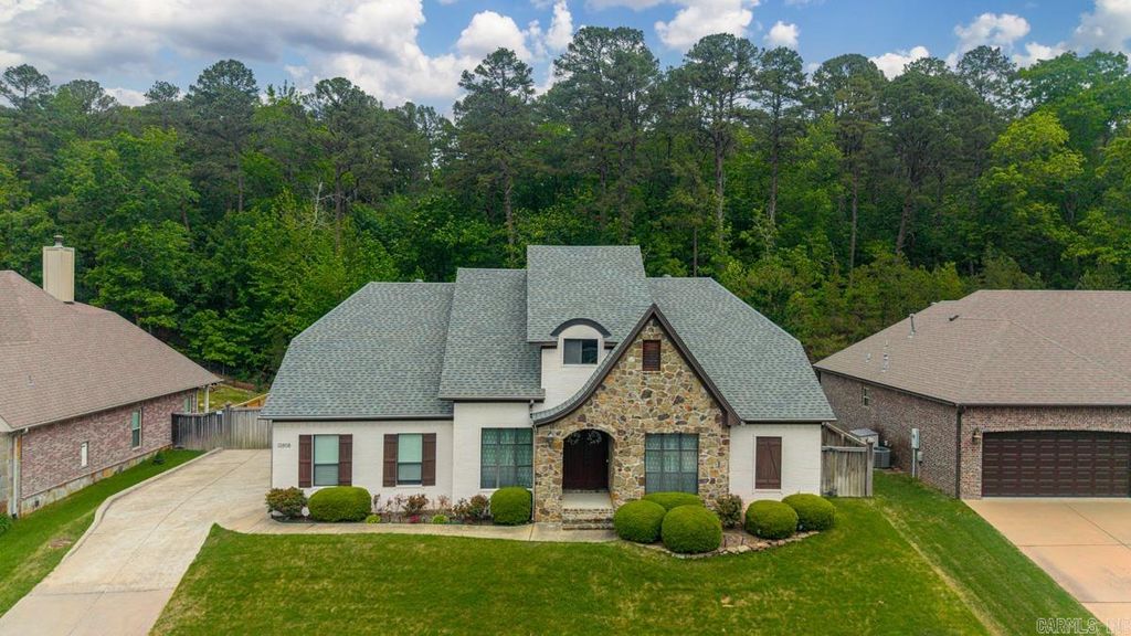 13808 Foxfield Lane, Little Rock, AR 72211