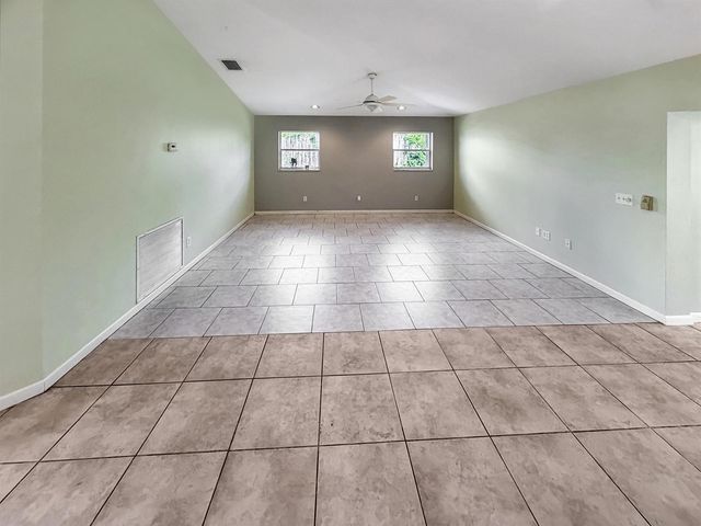 2361 NE 21st Avenue, Jensen Beach, FL 34957