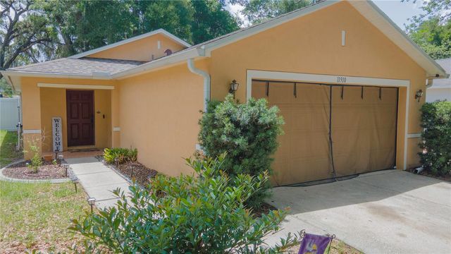 11910 MANGO GROVES BOULEVARD, Seffner, FL 33584