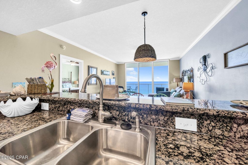 Image 10 of property listing at 17281 Front Beach Road 806, Panama City Beach, FL 32413