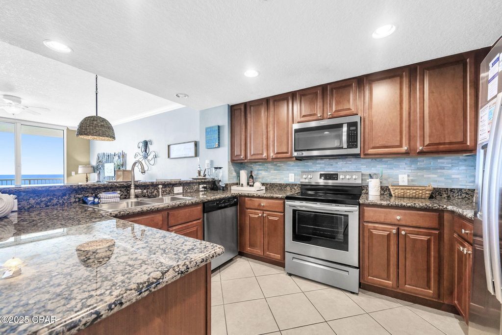 Image 11 of property listing at 17281 Front Beach Road 806, Panama City Beach, FL 32413