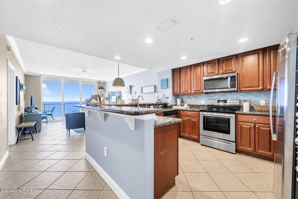 Image 12 of property listing at 17281 Front Beach Road 806, Panama City Beach, FL 32413