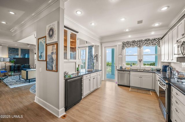 158 Harbor Drive, Harbor Island, SC 29920