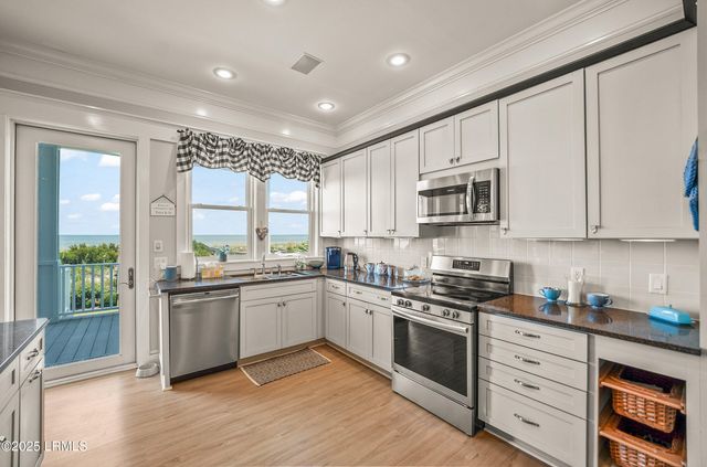 158 Harbor Drive, Harbor Island, SC 29920