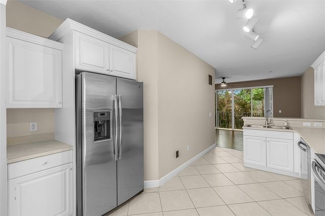 1620 42nd Square 104, Vero Beach, FL 32960