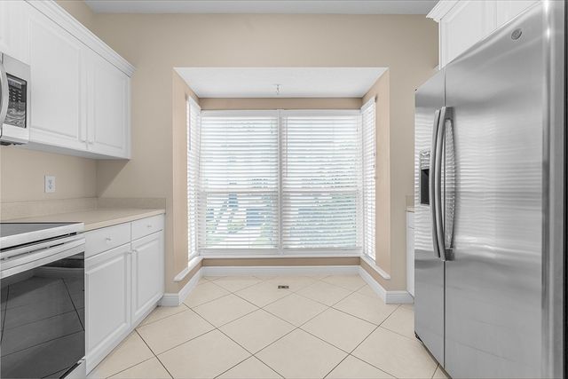 1620 42nd Square 104, Vero Beach, FL 32960