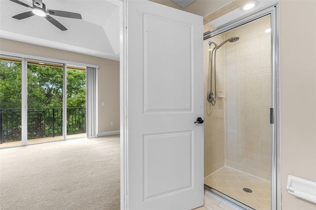 1620 42nd Square 104, Vero Beach, FL 32960