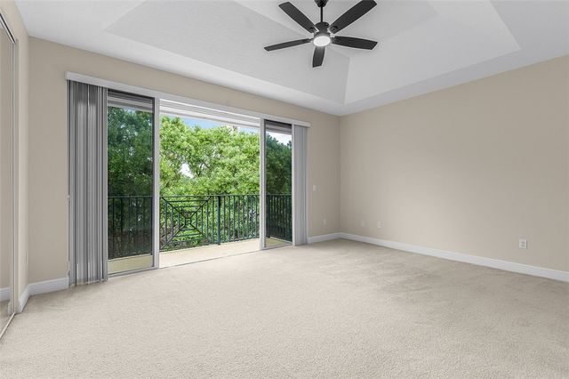 1620 42nd Square 104, Vero Beach, FL 32960