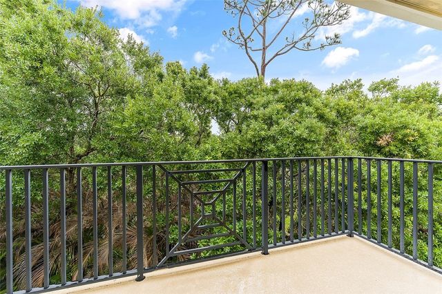 1620 42nd Square 104, Vero Beach, FL 32960