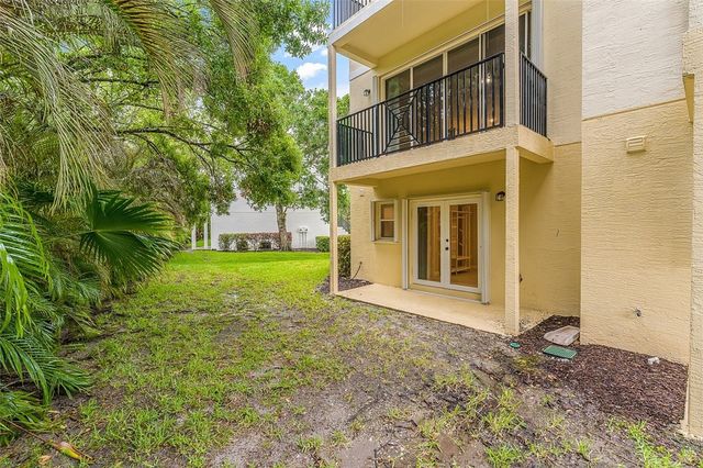 1620 42nd Square 104, Vero Beach, FL 32960