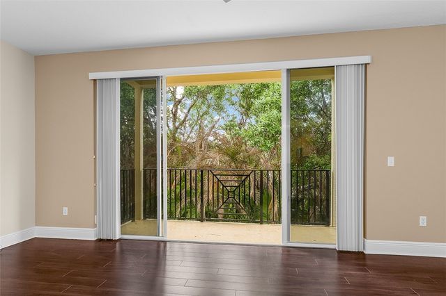 1620 42nd Square 104, Vero Beach, FL 32960