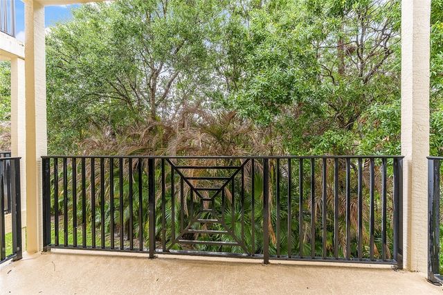 1620 42nd Square 104, Vero Beach, FL 32960