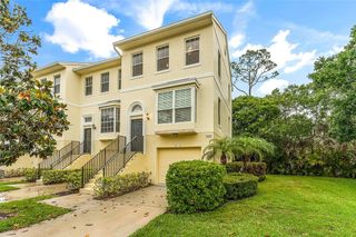 1620 42nd Square 104, Vero Beach, FL 32960