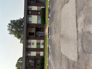 7497 Hazelcrest Drive F, Hazelwood, MO 63042