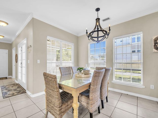 4555 Luke Avenue, Destin, FL 32541