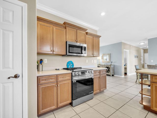 4555 Luke Avenue, Destin, FL 32541