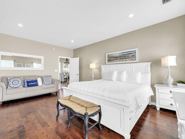 4555 Luke Avenue, Destin, FL 32541