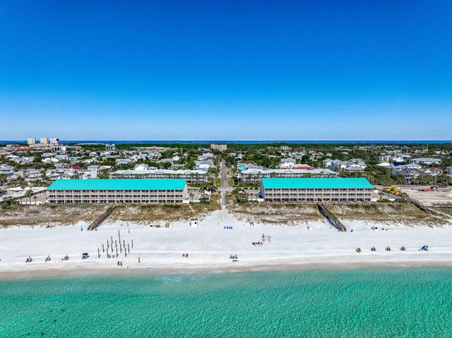 4555 Luke Avenue, Destin, FL 32541