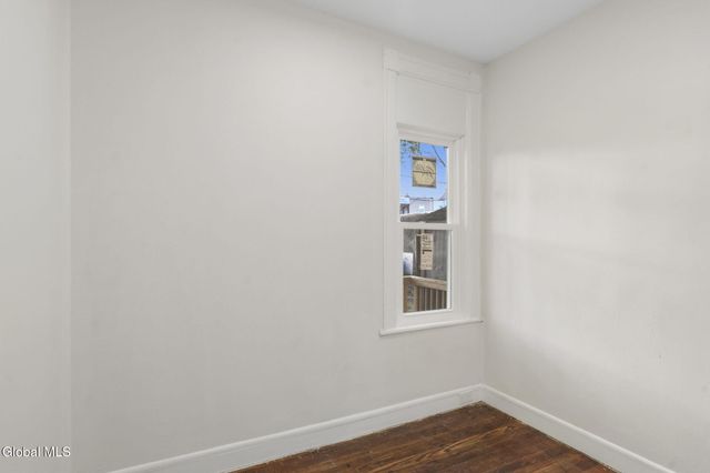 161 6th Avenue, Troy, NY 12180