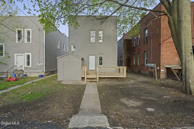161 6th Avenue, Troy, NY 12180