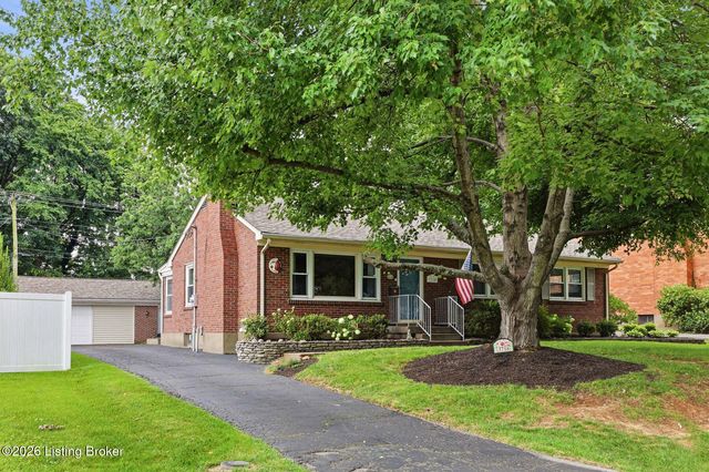 3718 Hillsboro Rd, Louisville, KY 40207