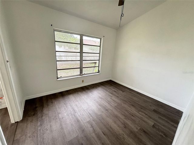 8302 N FLINTROCK COURT, Tampa, FL 33615