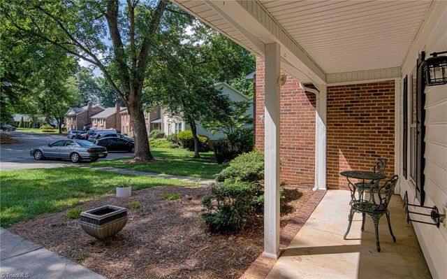 2414 Cottage Place, Greensboro, NC 27455
