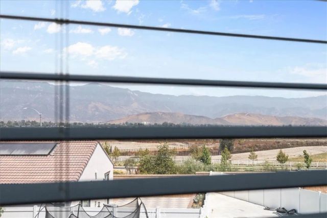 2335 Powell Drive, Rialto, CA 92377