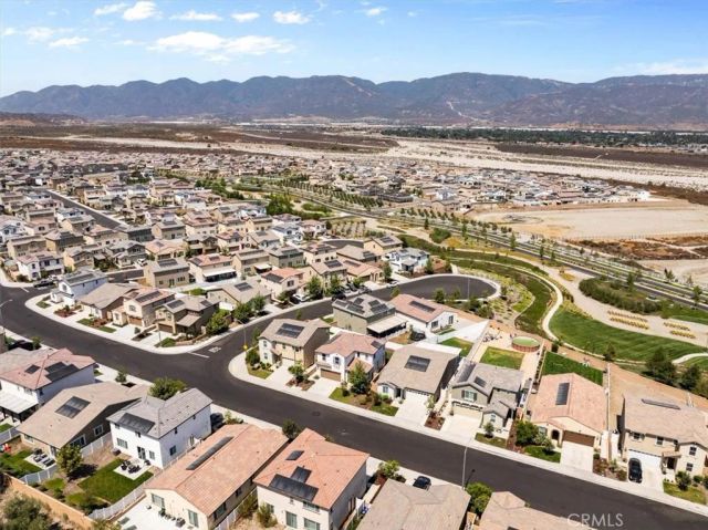 2335 Powell Drive, Rialto, CA 92377