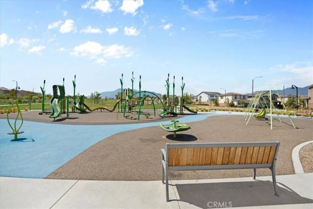 2335 Powell Drive, Rialto, CA 92377