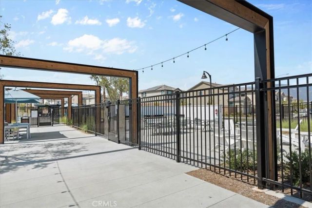 2335 Powell Drive, Rialto, CA 92377