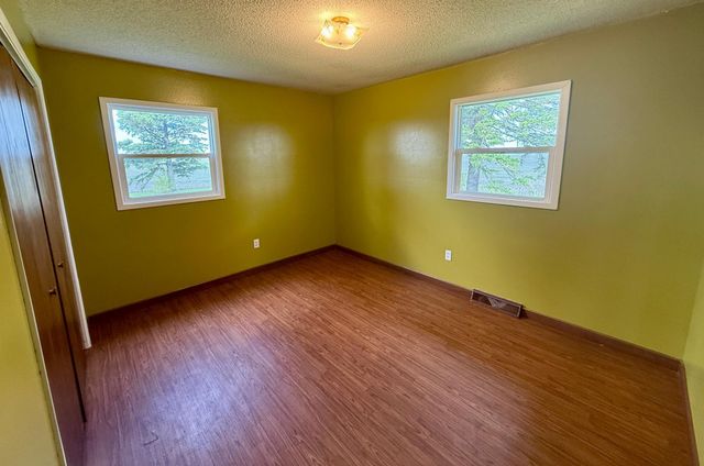 68680 470th Street, Fairfax, MN 55332