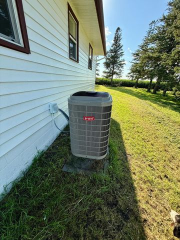 68680 470th Street, Fairfax, MN 55332