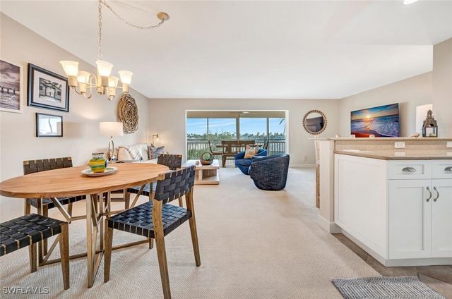 2800 Gulf Shore BLVD N 303, Naples, FL 34103