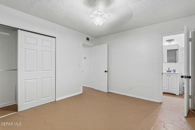 4609 SKYLARK Way, El Paso, TX 79922