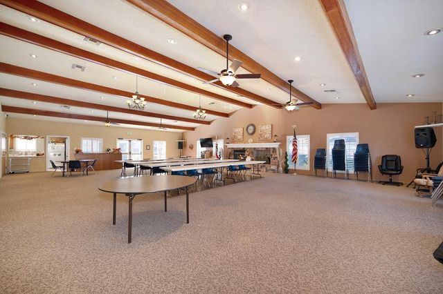 7300 Sunshire Ln, Sacramento, CA 95828