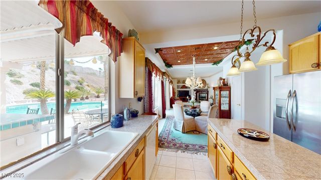 956 Sugar Springs Drive, Las Vegas, NV 89110