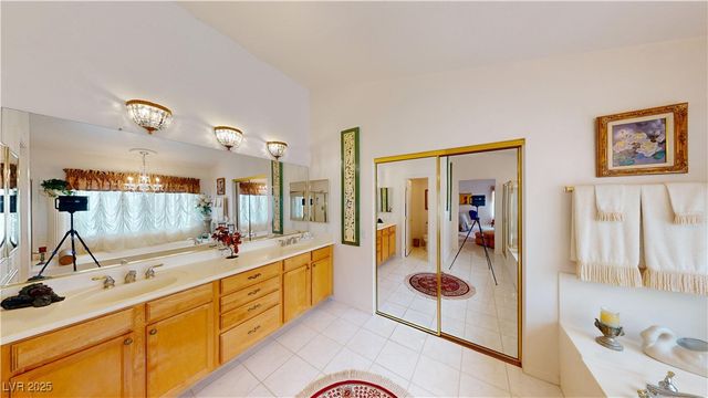 956 Sugar Springs Drive, Las Vegas, NV 89110