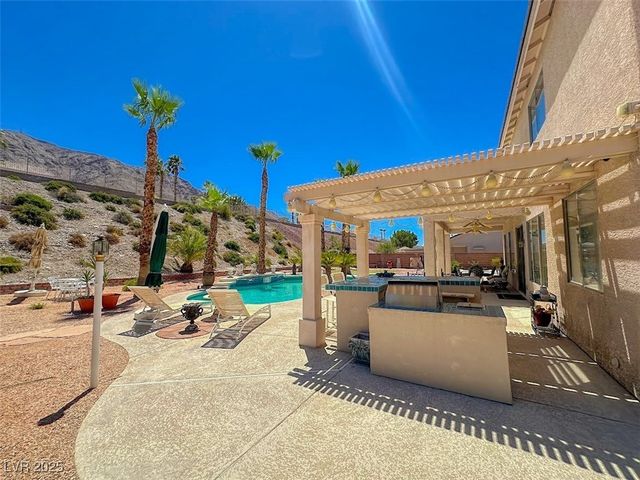 956 Sugar Springs Drive, Las Vegas, NV 89110