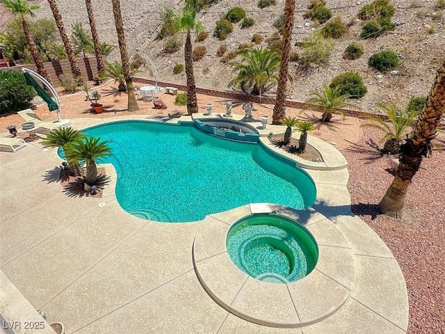 956 Sugar Springs Drive, Las Vegas, NV 89110