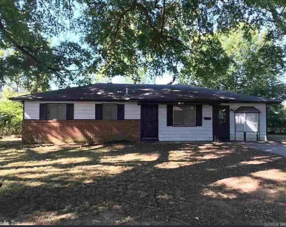 504 Warren St, Jacksonville, AR 72076