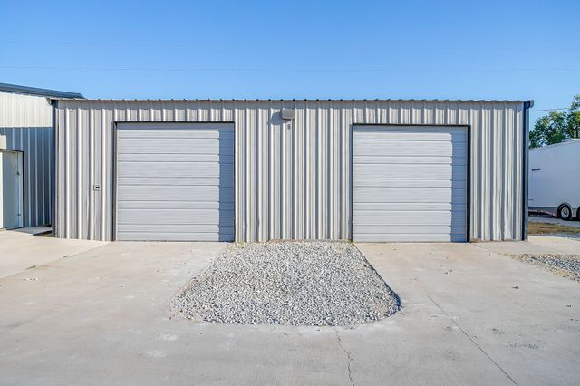410 N Broadway Street B, Joshua, TX 76058