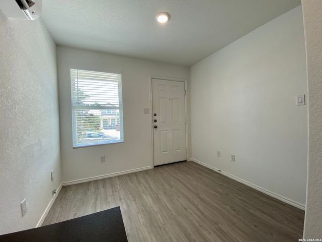 7128 Elm Cv, San Antonio, TX 78244