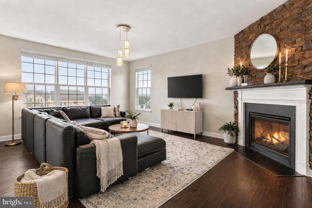 13451 EAGLES REST DR, Leesburg, VA 20176